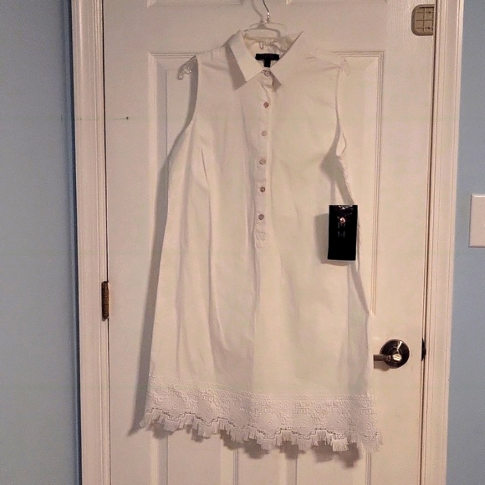 White sleeveless dress